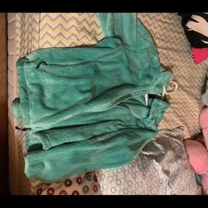 Women’s XL fuzzy north face bearly worn